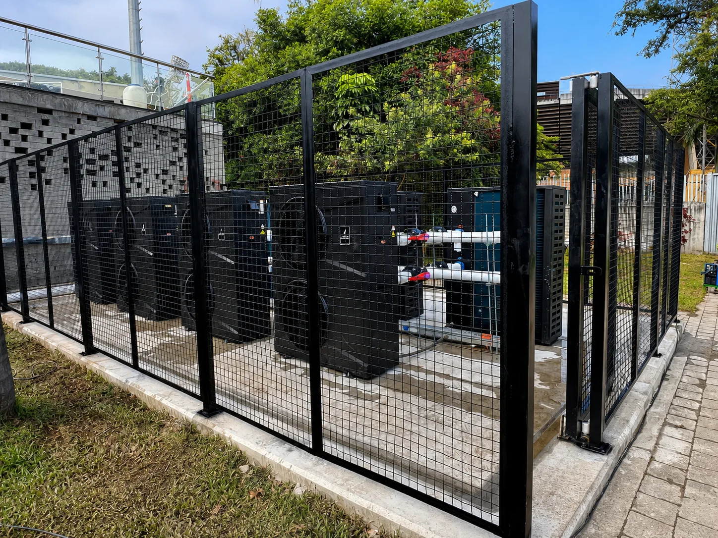 Instalación de climatización para piscinas deportivas de gran volumen